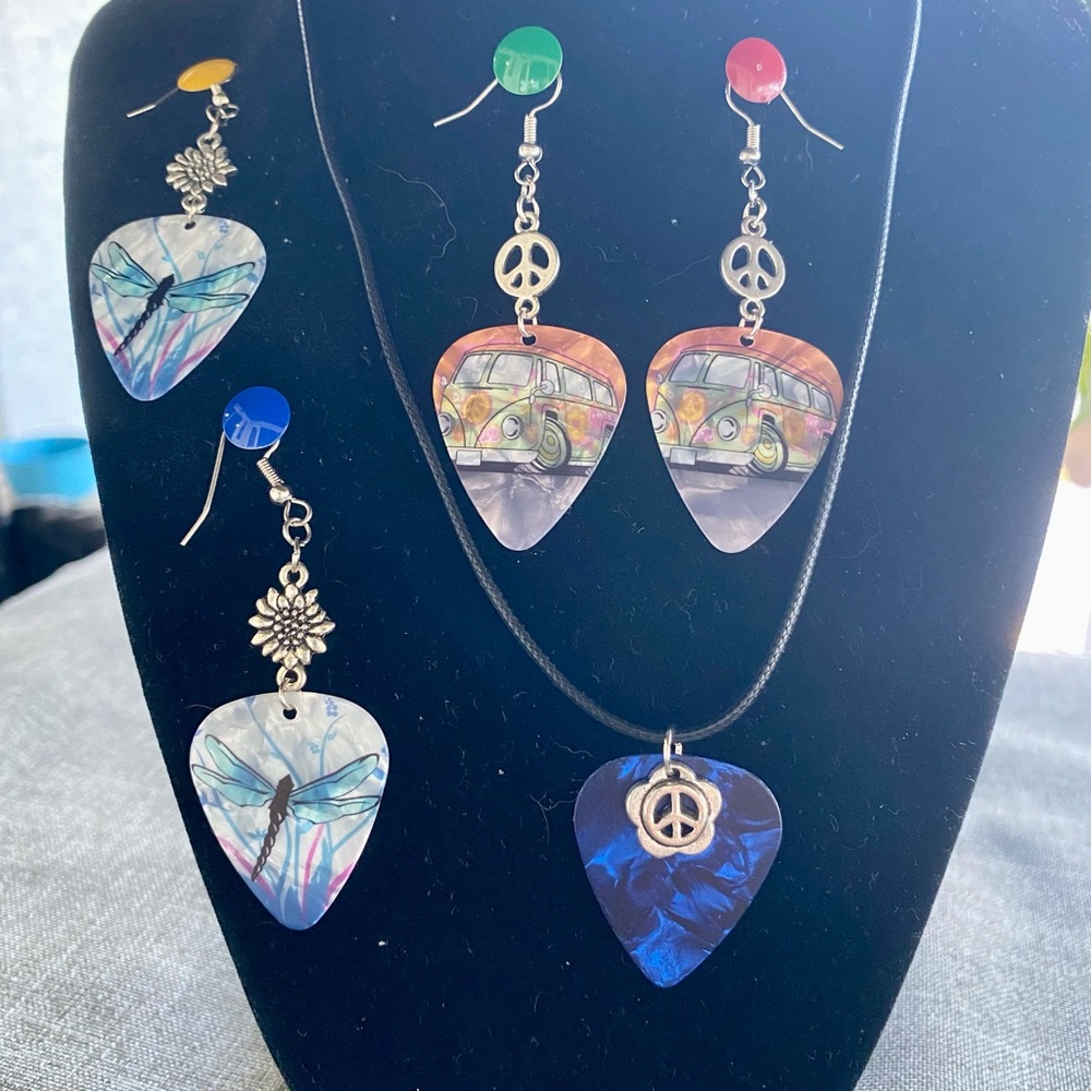 Guitar pick necklace and two pairs of earrings
